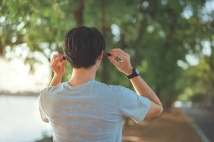 Ensure a smooth connection with your Coby earbuds—learn why it's important to use compatible Bluetooth devices and how it affects pairing, audio quality, and overall performance.

